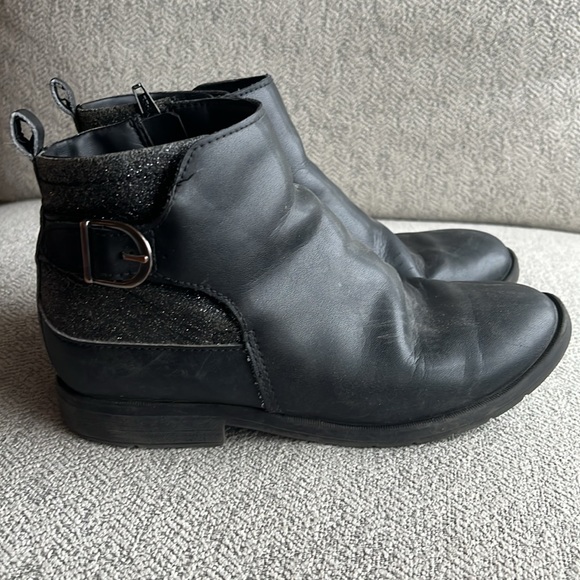 Ankle boots - Picture 4 of 10